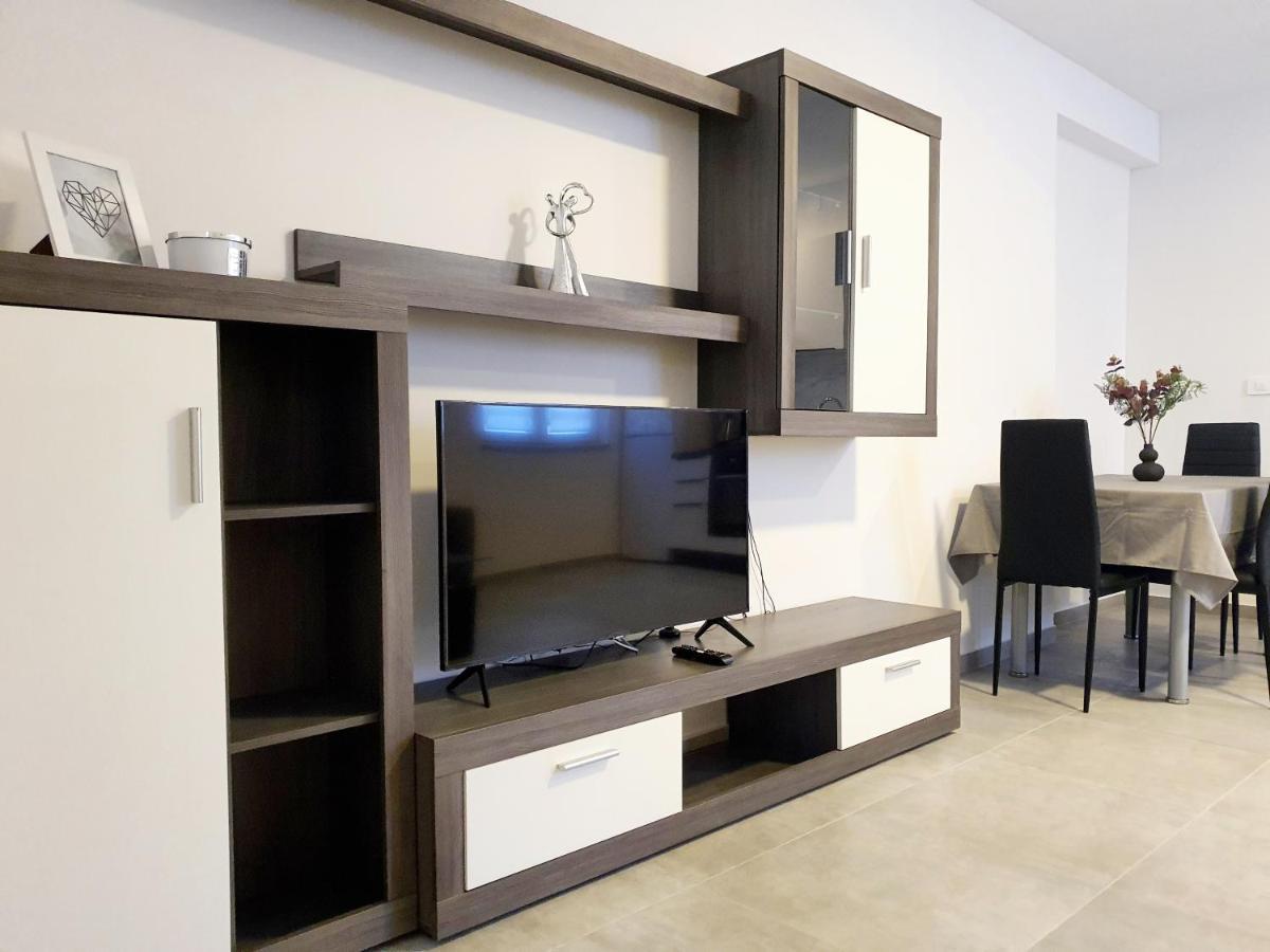 Sea Star Apartments Pjescana Uvala Eksteriør bilde