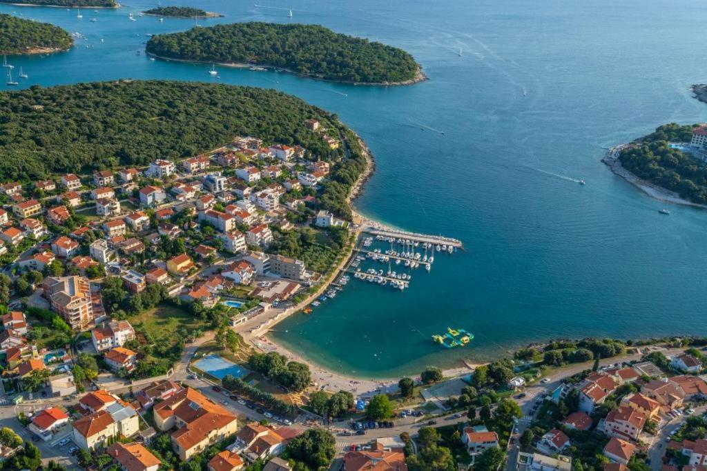 Sea Star Apartments Pjescana Uvala Eksteriør bilde